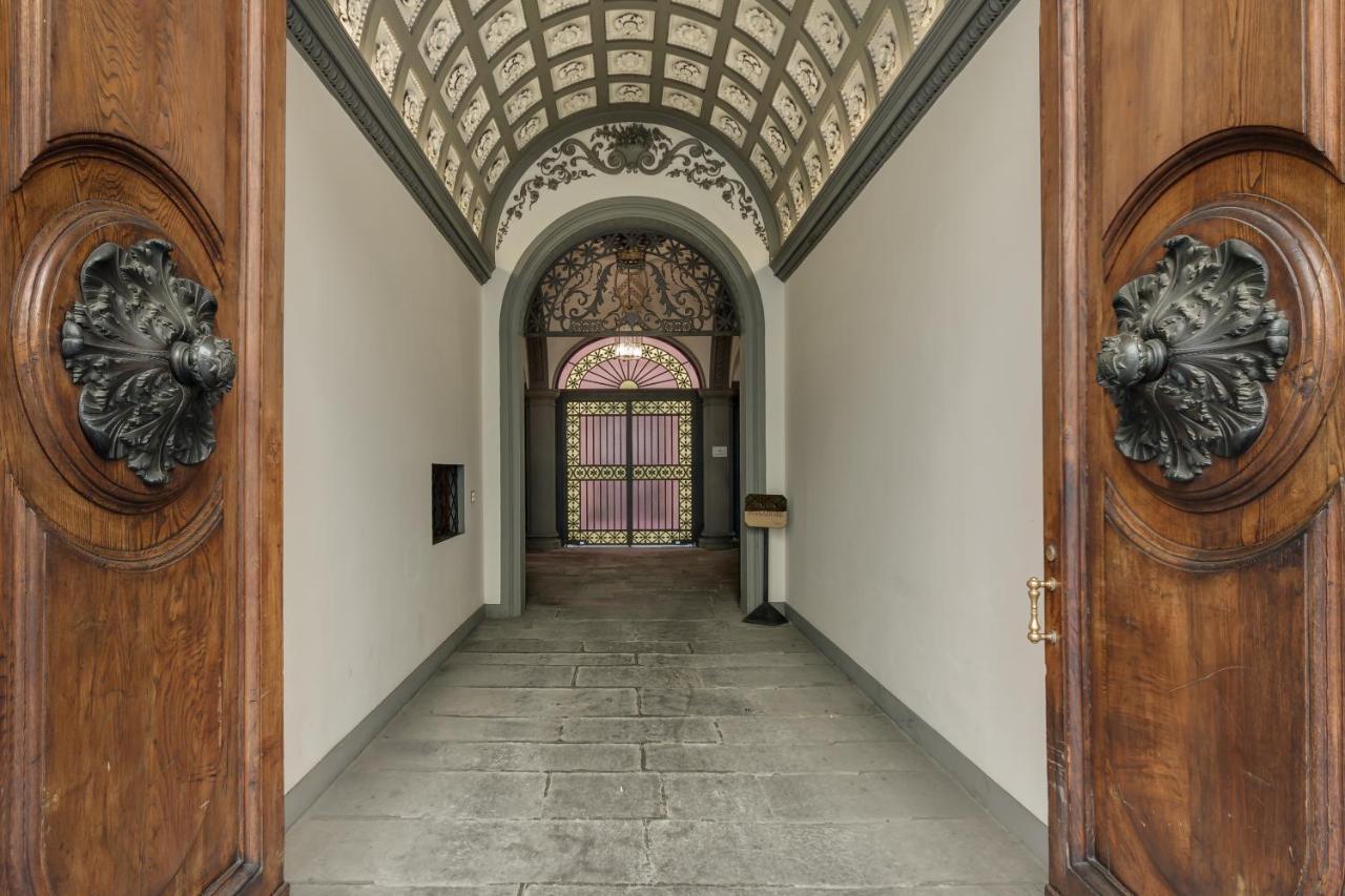Tornabuoni Living Apartment ฟลอเรนซ์ ภายนอก รูปภาพ