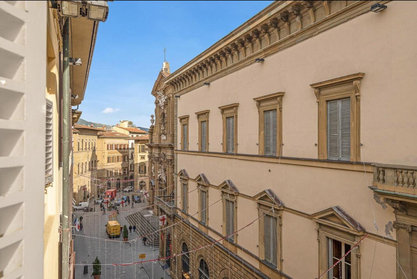 Tornabuoni Living Apartment ฟลอเรนซ์ ภายนอก รูปภาพ