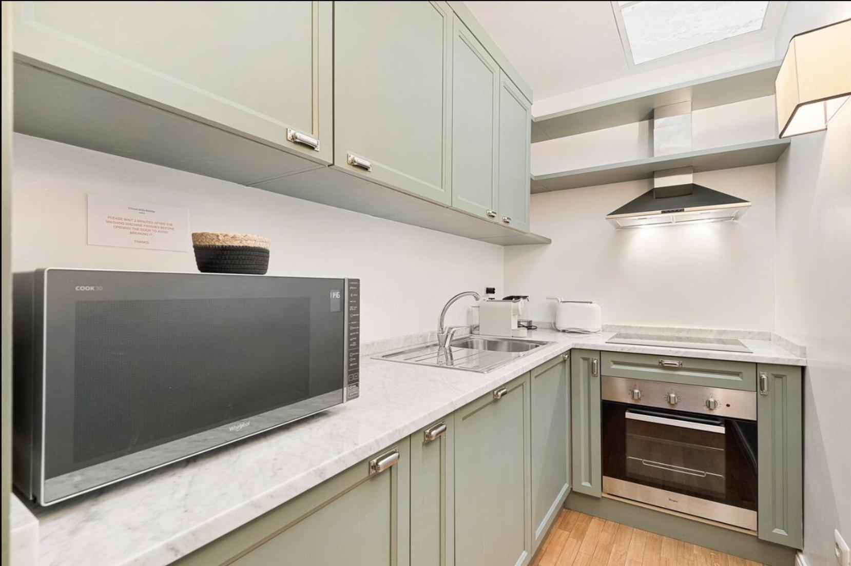 Tornabuoni Living Apartment ฟลอเรนซ์ ภายนอก รูปภาพ